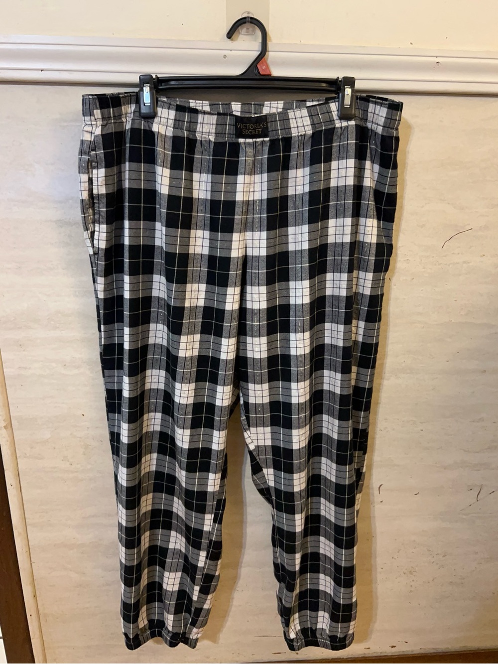 Victoria's Secret Shimmer Plaid Jogger Pajama Pants